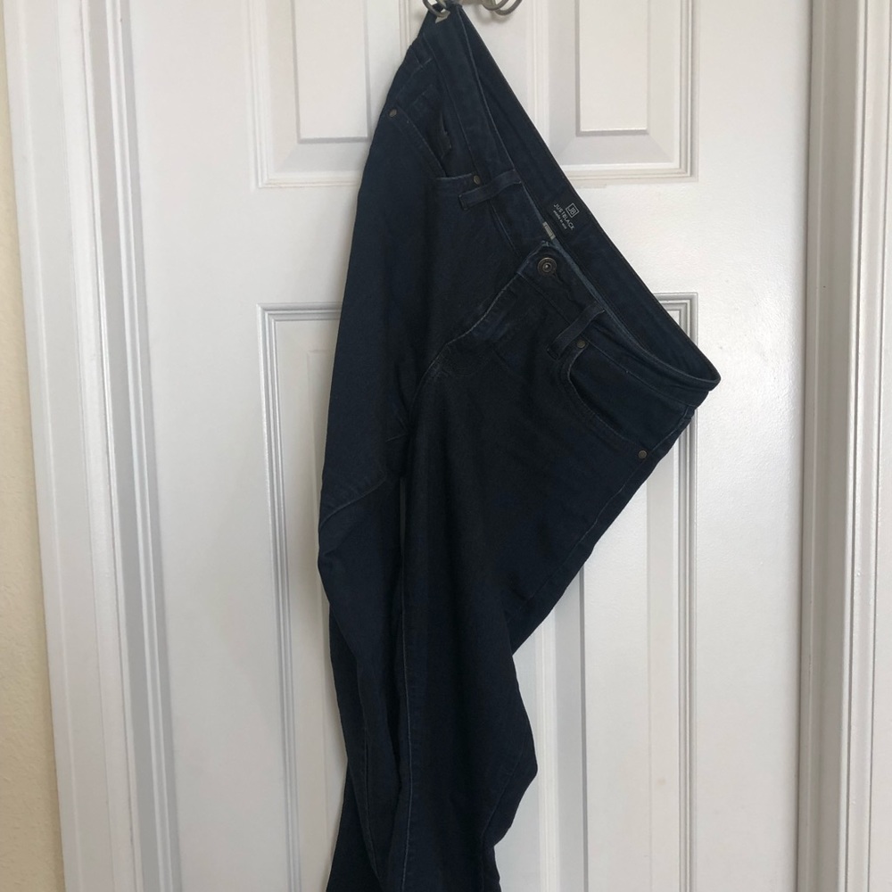 JUSTBLACK Jeggings— super stretchy!